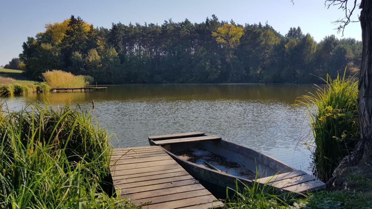 Stawy U Sikory - Dom Rybak - Agroturystyka I Lowisko Nowa Wies  Kültér fotó